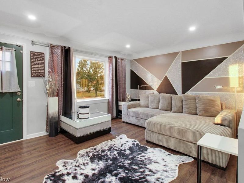 16084 Harrison Drive, Brook Park, OH 44142 Photo 5