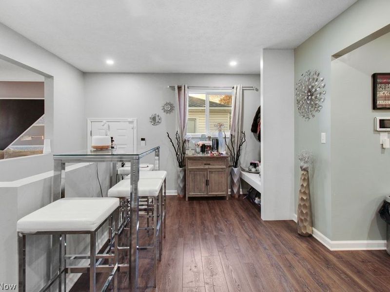 16084 Harrison Drive, Brook Park, OH 44142 Photo 8