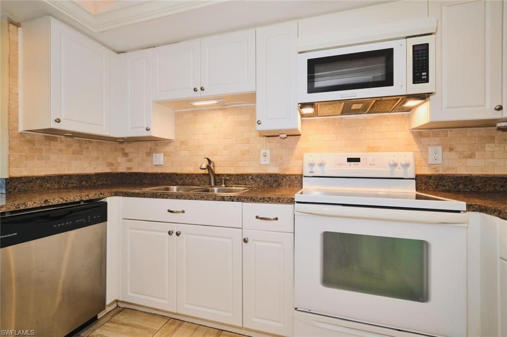 4707 SE 5th Ave, Unit 102, Cape Coral, FL 33904 Photo