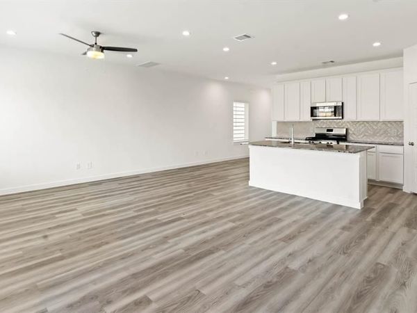 900 Jefferson Way, Sherman, TX 75090