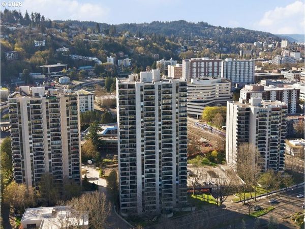 2221 SW 1ST AVE, Unit 724, Portland, OR 97201