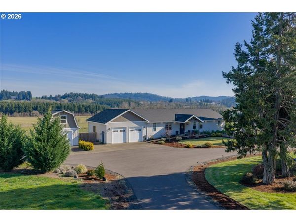 2020 SW FAIRVIEW AVE, Dallas, OR 97338