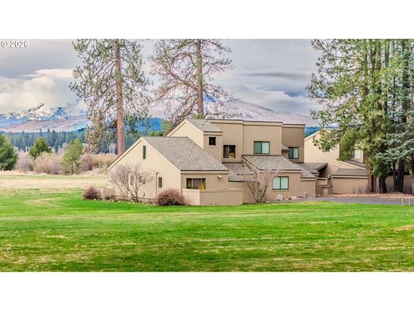 12900 HAWKS BEARD, Unit #13, Sisters, OR 97759