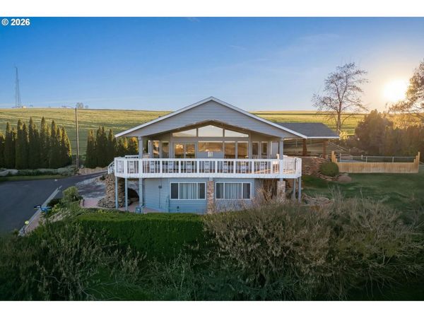 226 BALM AVE, Milton-Freewater, OR 97862