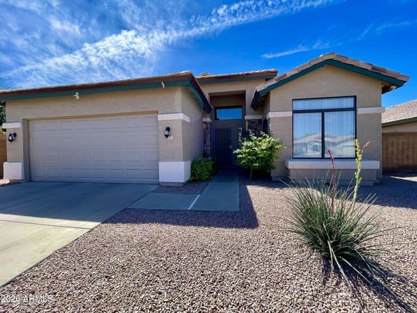 4377 E COOLBROOK Avenue, Phoenix, AZ 85032