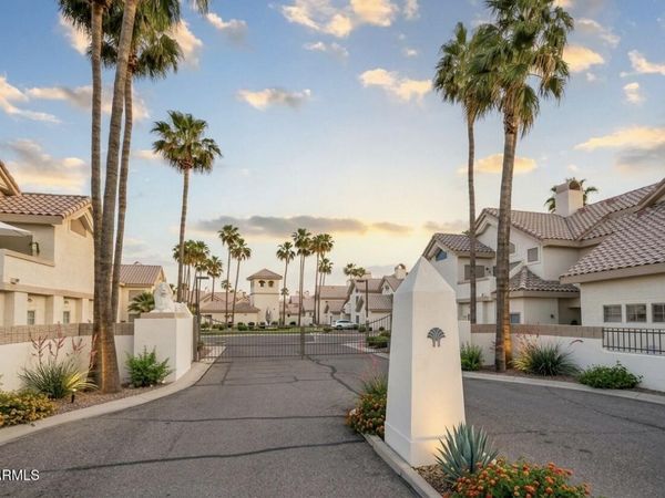 2801 N LITCHFIELD Road, Unit 54, Goodyear, AZ 85395