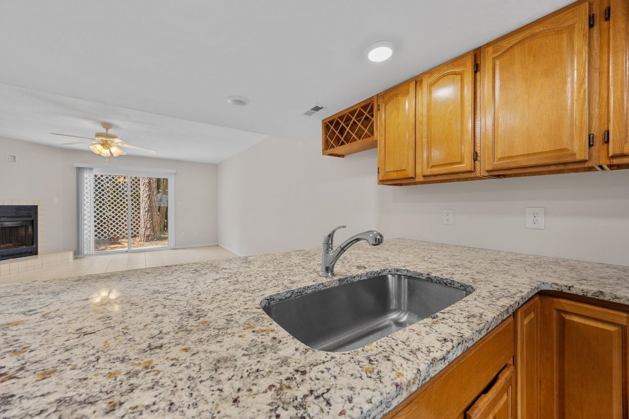 6703 Jefferson Pl.  Photo 7