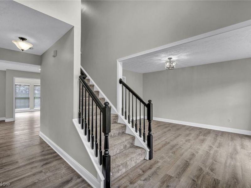 998 Woodfield Lane , Brunswick, OH 44212 Photo 13