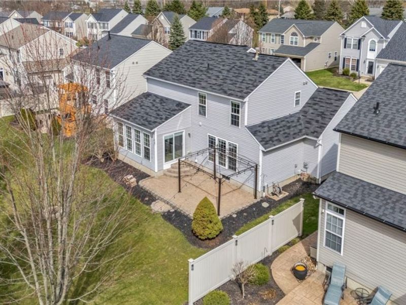 998 Woodfield Lane , Brunswick, OH 44212 Photo 8