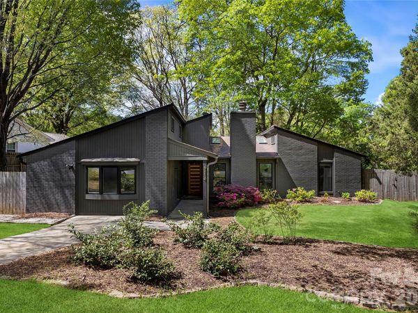 6212 Sellars Court, Charlotte, NC 28211