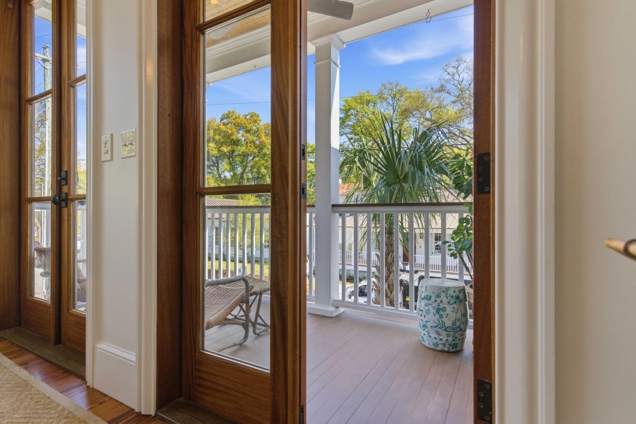 218 Venning Street Photo 15