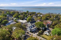 218 Venning Street photo 4