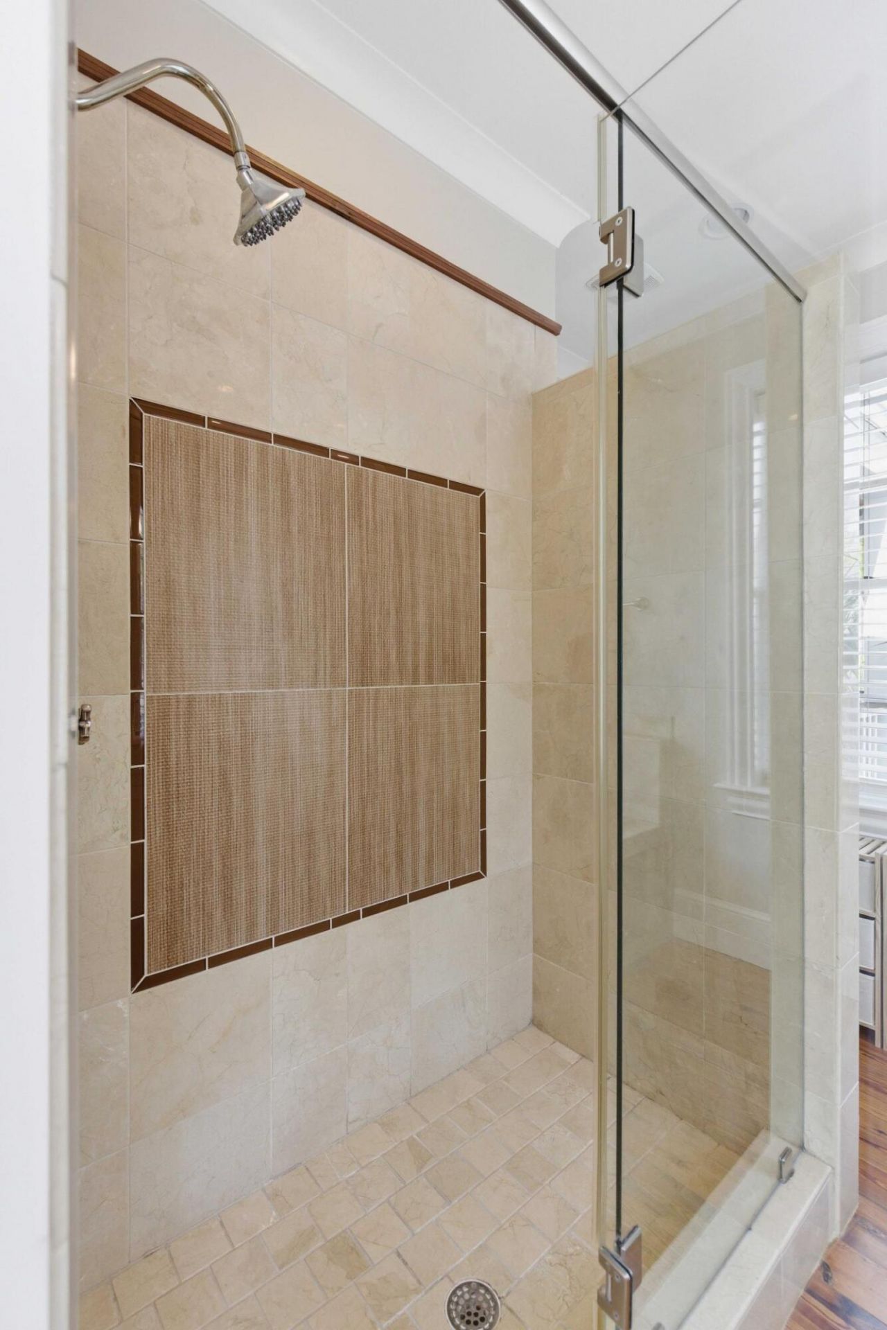 218 Venning Street Photo 24