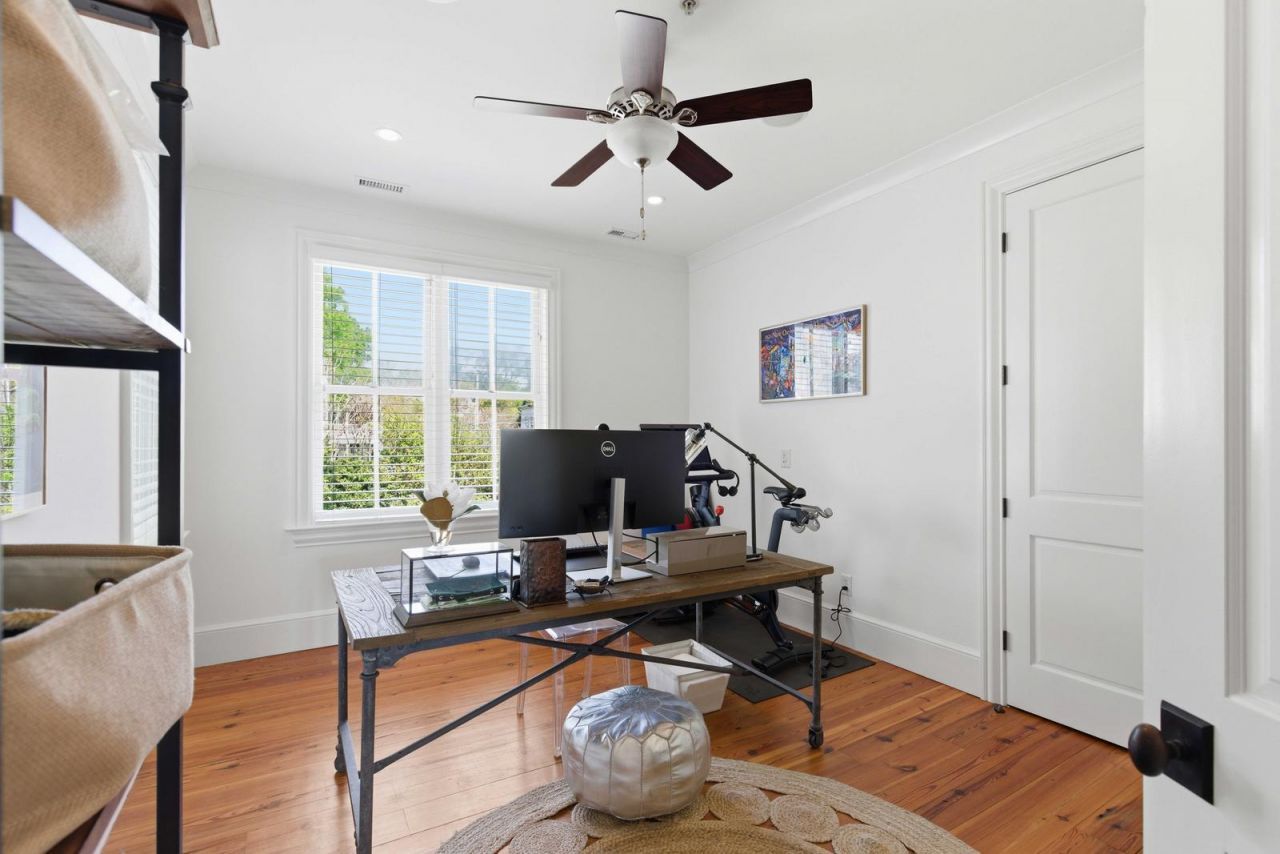 218 Venning Street Photo 26