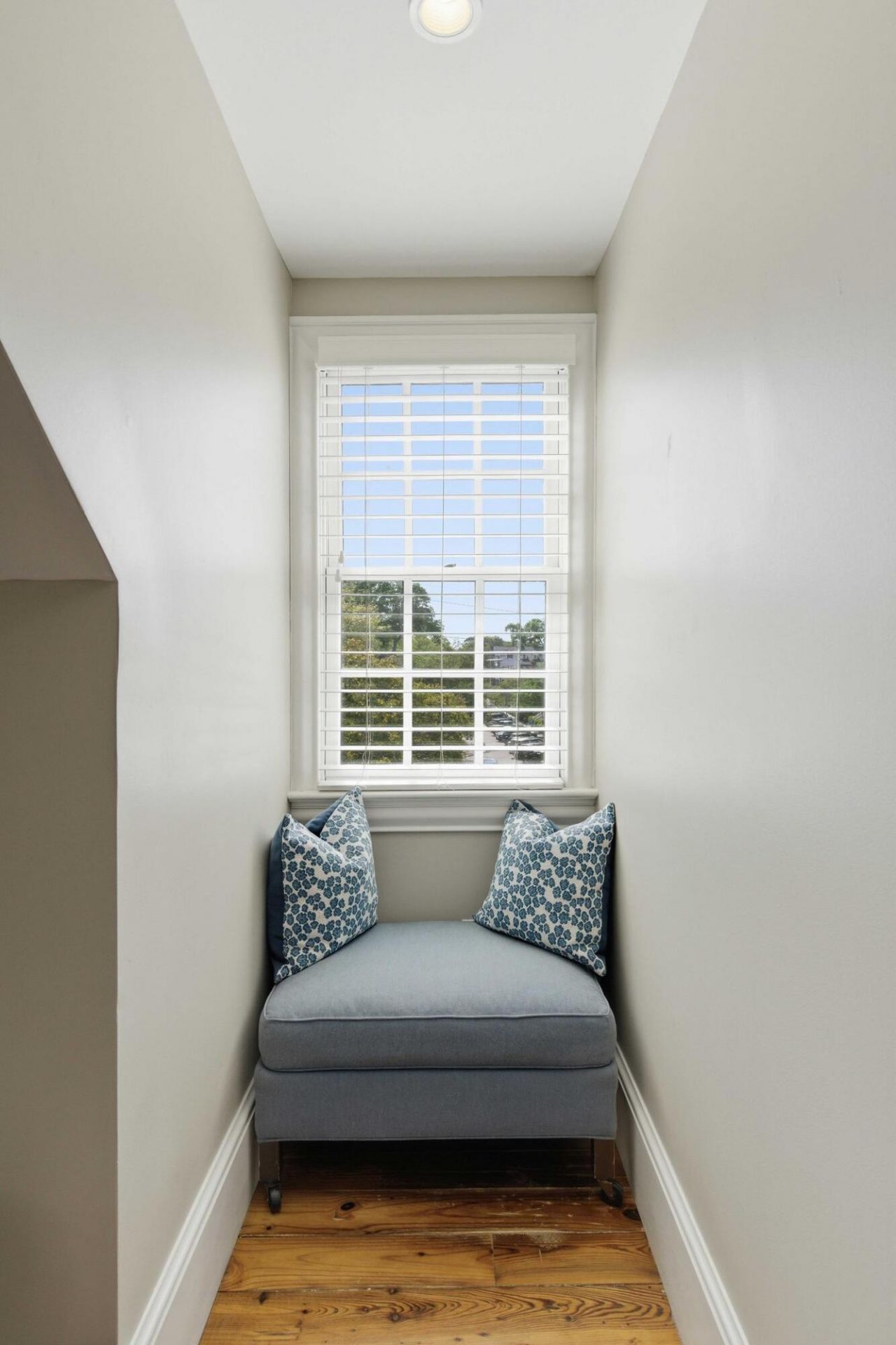 218 Venning Street Photo 34