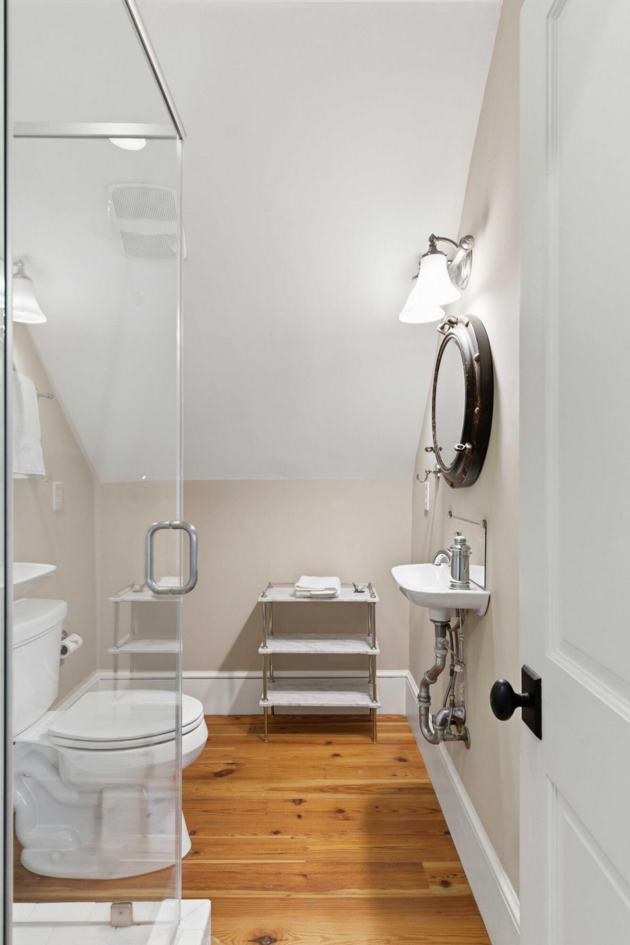 218 Venning Street Photo 41