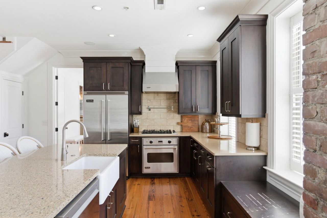 218 Venning Street Photo 9