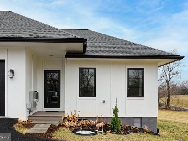 23443 UNIT A DOVER ROAD, MIDDLEBURG, VA 20117