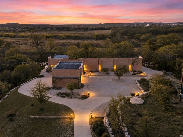 115 Seale Hill, Comfort, TX 78013