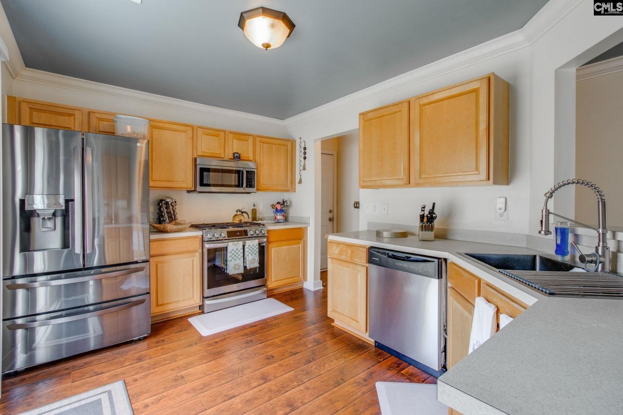 502 Whitewater Drive  Photo 16