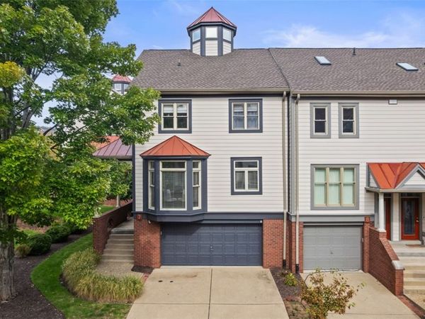 7 Waterside Place , Pittsburgh, PA 15222