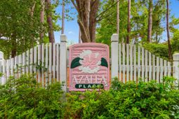 3862 Williamson Circle photo 4