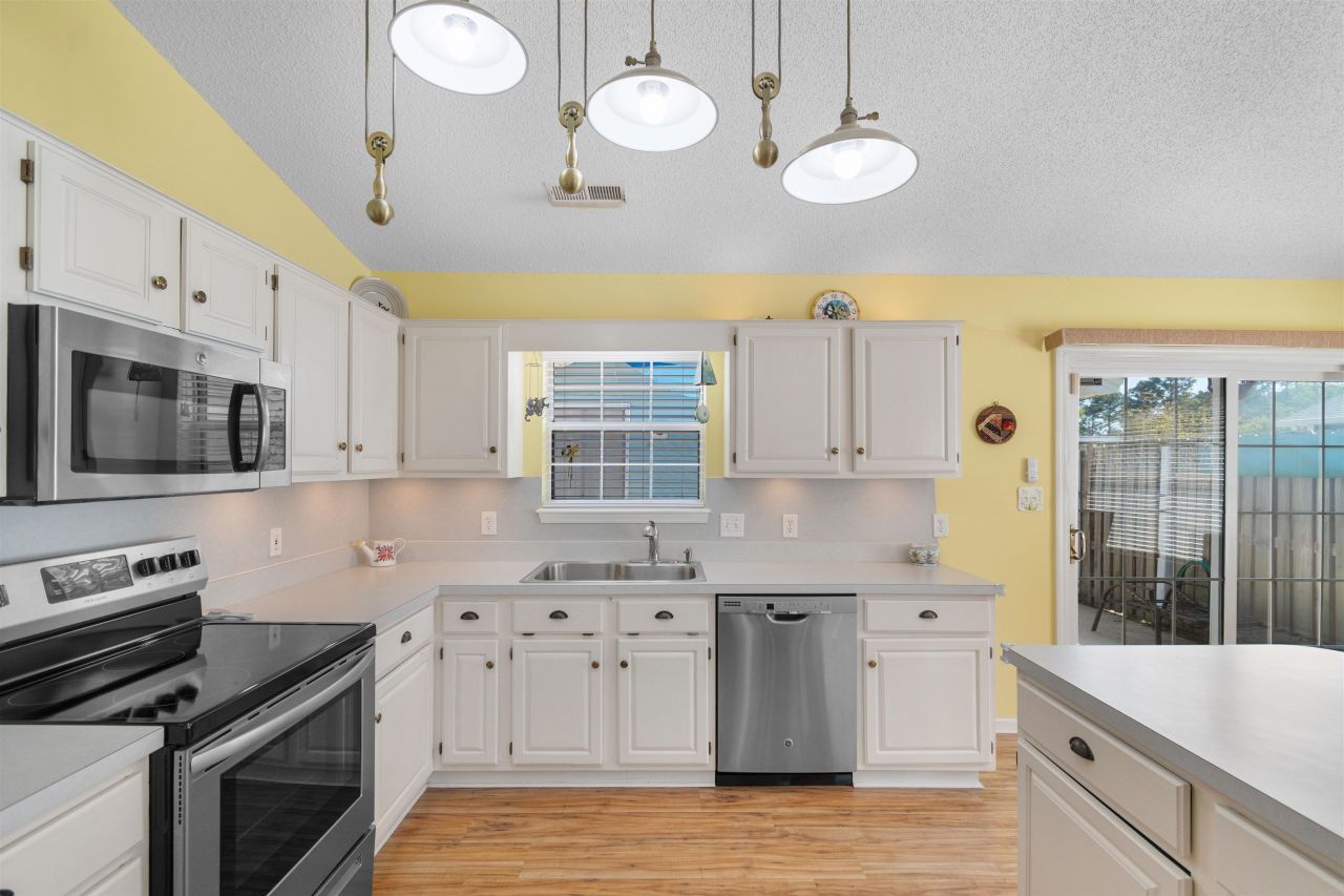 3862 Williamson Circle Photo 7