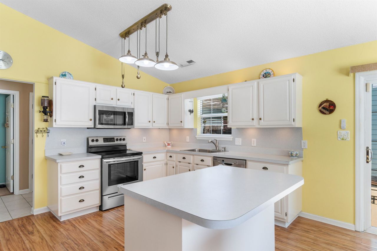 3862 Williamson Circle Photo 8