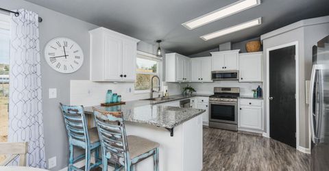 701 W 7th Avenue, Sun Valley, NV 89433 Photo