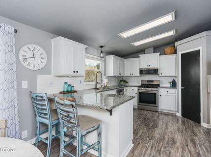 701 W 7th Avenue, Sun Valley, NV 89433 Photo