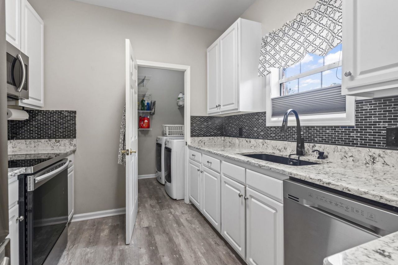 4819 Innisbrook Ct. Photo 8