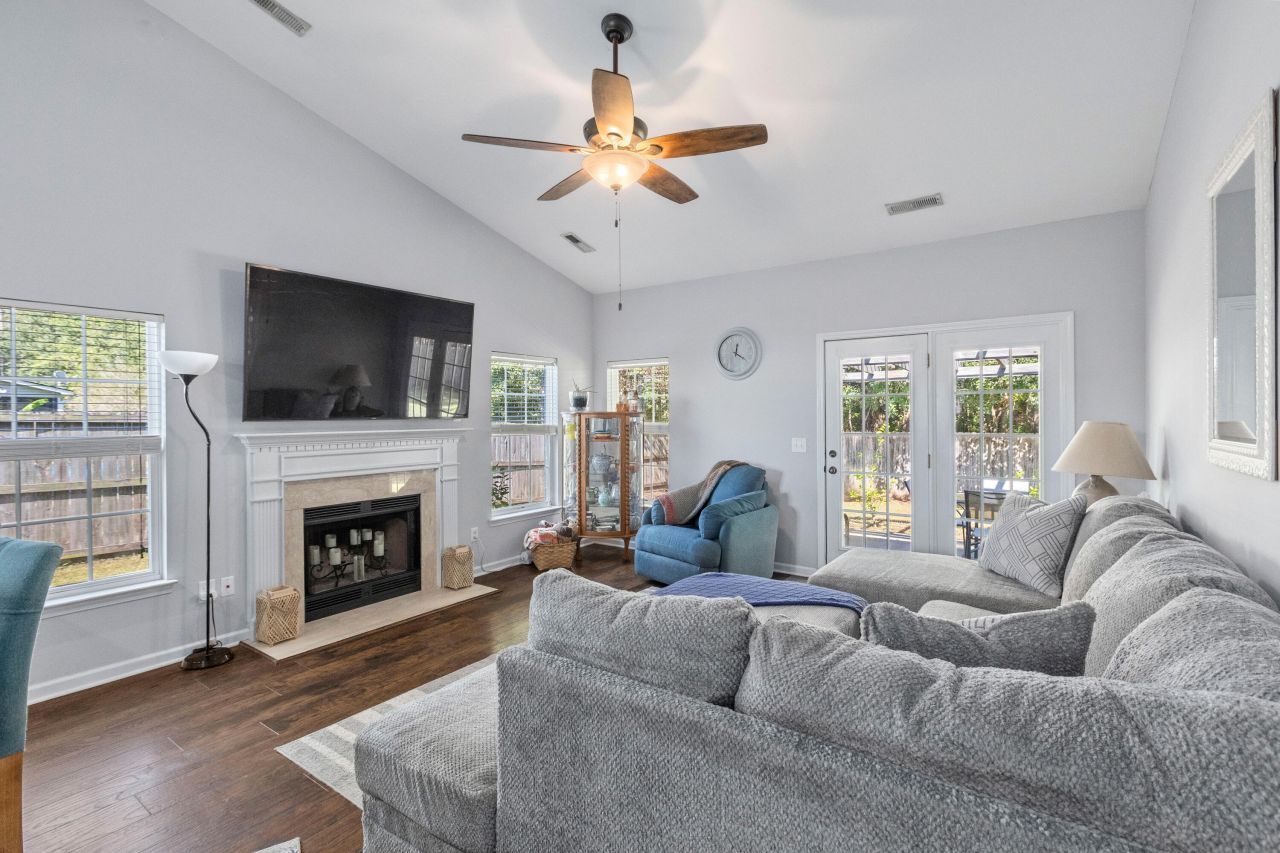 2794 August Road Photo 11