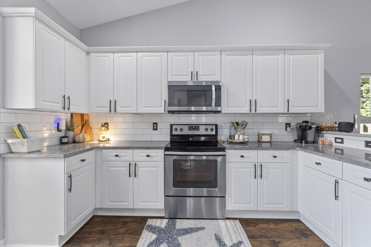 2794 August Road Photo 4