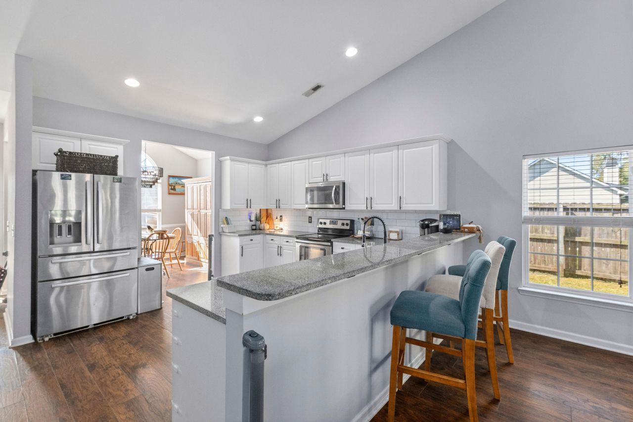 2794 August Road Photo 7