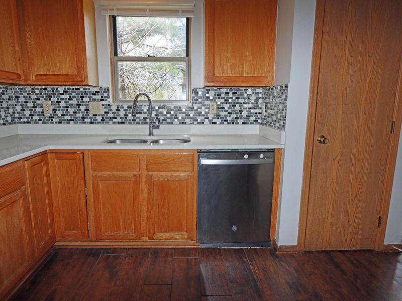 1417 Wild Oats Drive , Columbus, OH 43204 Photo 12