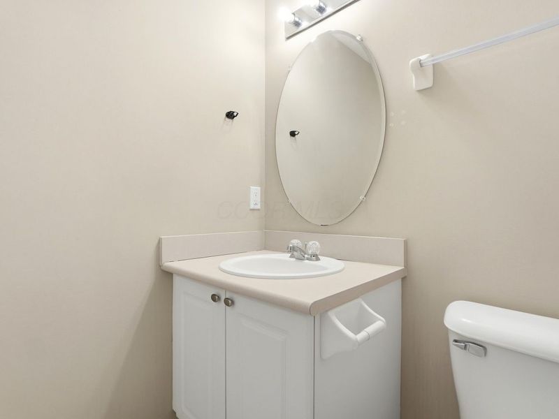 5983 Silver Charms Way , Unit B, New Albany, OH 43054 Photo 17