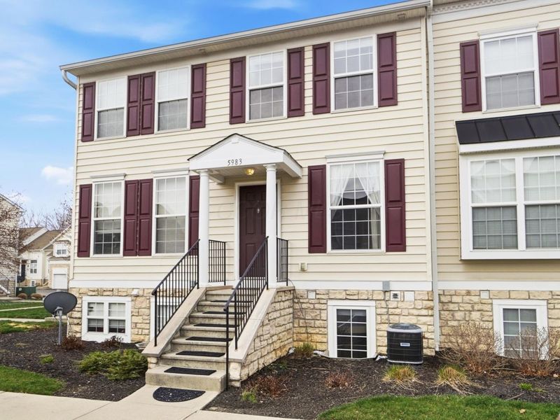 5983 Silver Charms Way , Unit B, New Albany, OH 43054 Photo 2