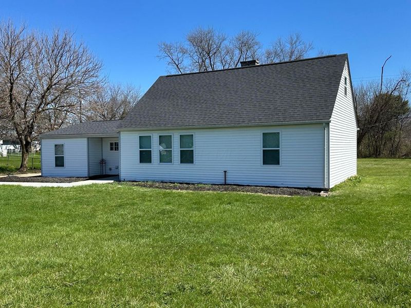 2960 SCHWARTZ Road, Columbus, OH 43232 Photo 4