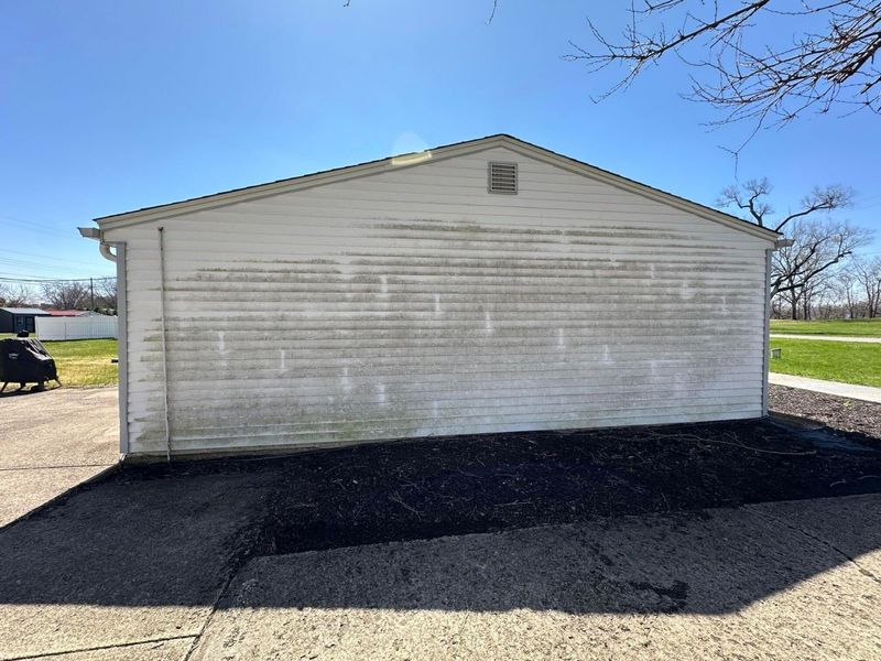 2960 SCHWARTZ Road, Columbus, OH 43232 Photo 5