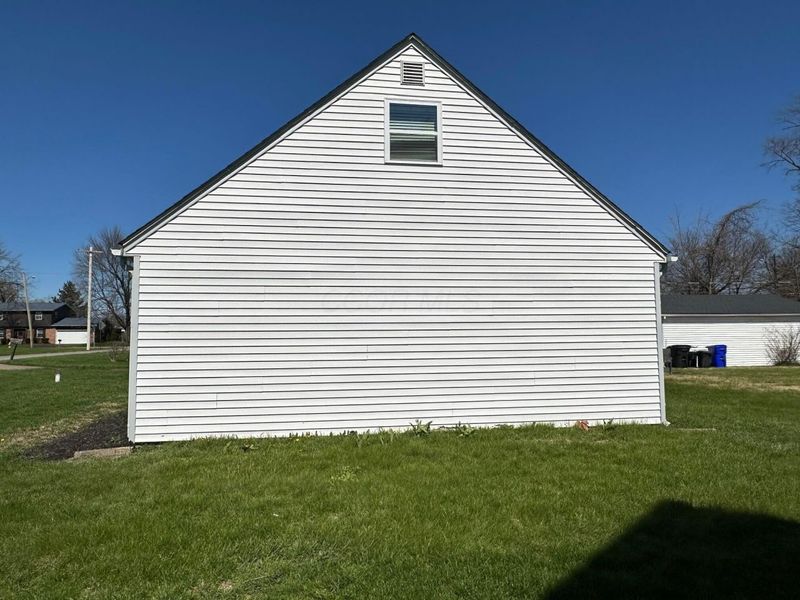 2960 SCHWARTZ Road, Columbus, OH 43232 Photo 6