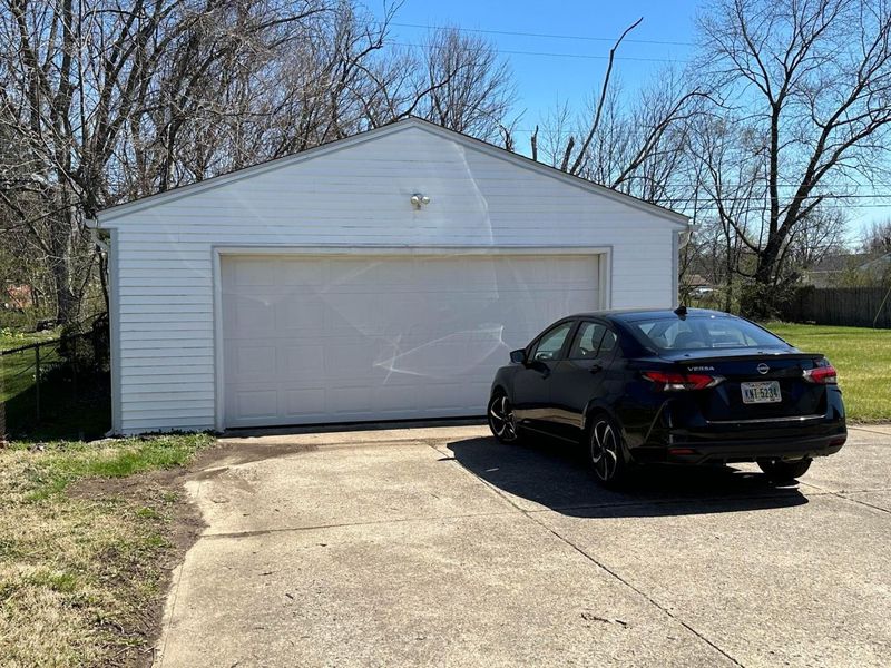 2960 SCHWARTZ Road, Columbus, OH 43232 Photo 7