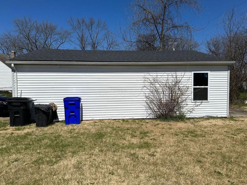 2960 SCHWARTZ Road, Columbus, OH 43232 Photo 9