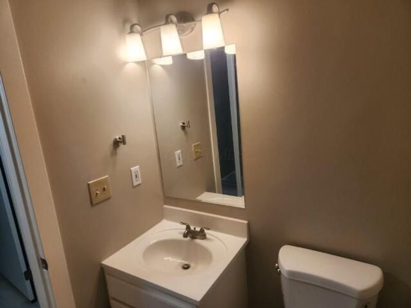 3553 Ventura Boulevard , Grove City, OH 43123 Photo 14