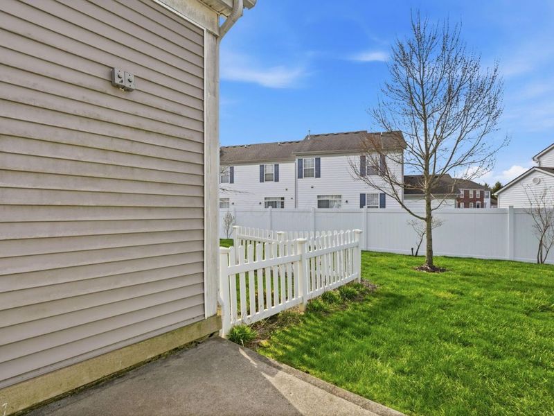 8140 Artisan Way, Reynoldsburg, OH 43068 Photo 56