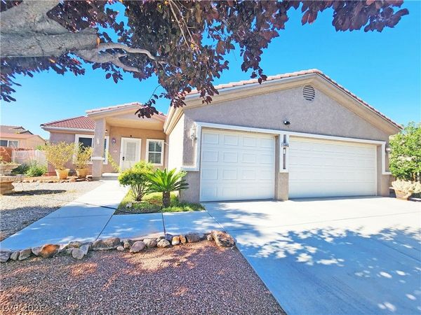 5945 E Badlands Lane , Pahrump, NV 89061