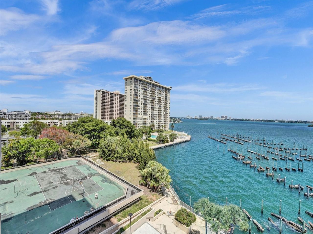 11113 Biscayne Blvd , Unit 1652, Miami, FL 33181 Photo