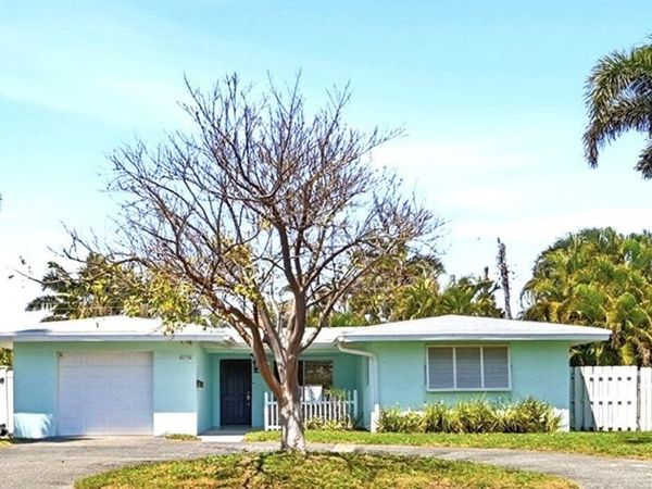 2725 SE 2nd Ct , Pompano Beach, FL 33062