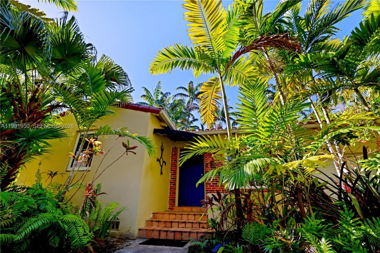 720 NE 75th St, Miami, FL 33138 Photo