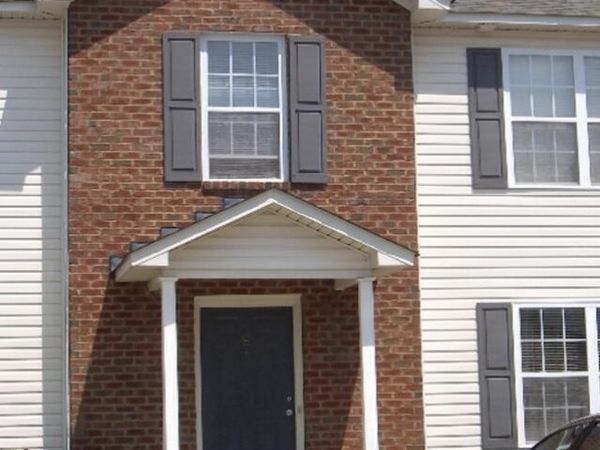 4125 Dudleys Grant Drive, Unit E, Winterville, NC 28590