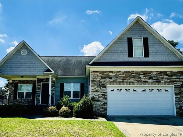 4033 Des Planes Avenue , Fayetteville, NC 28306